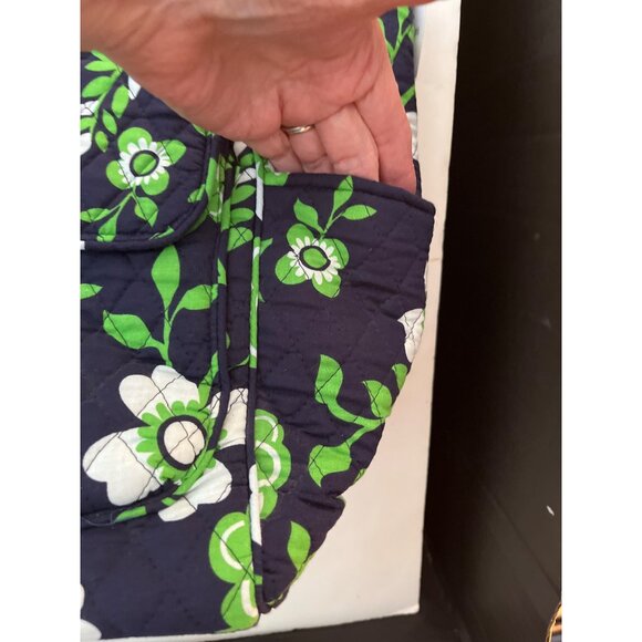 New with Tags, SPC Green Navy White Flowered Large Tote Laptop Tablet - Picture 4 of 11